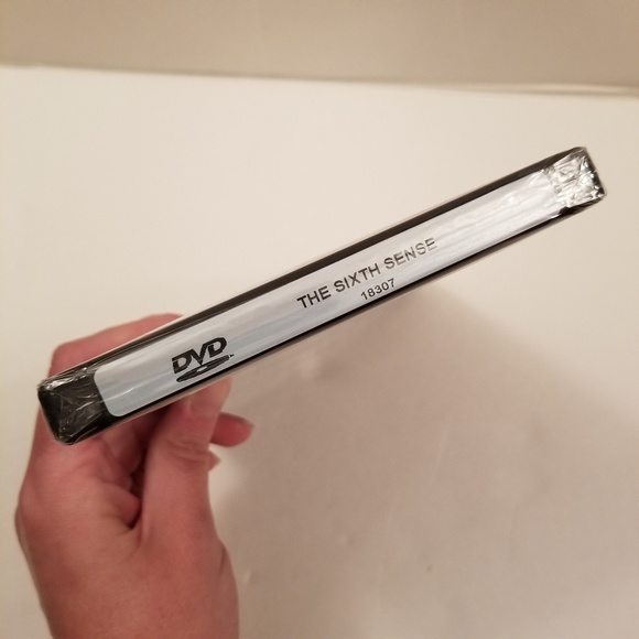 NWT Sixth Sense DVD - Picture 2 of 2